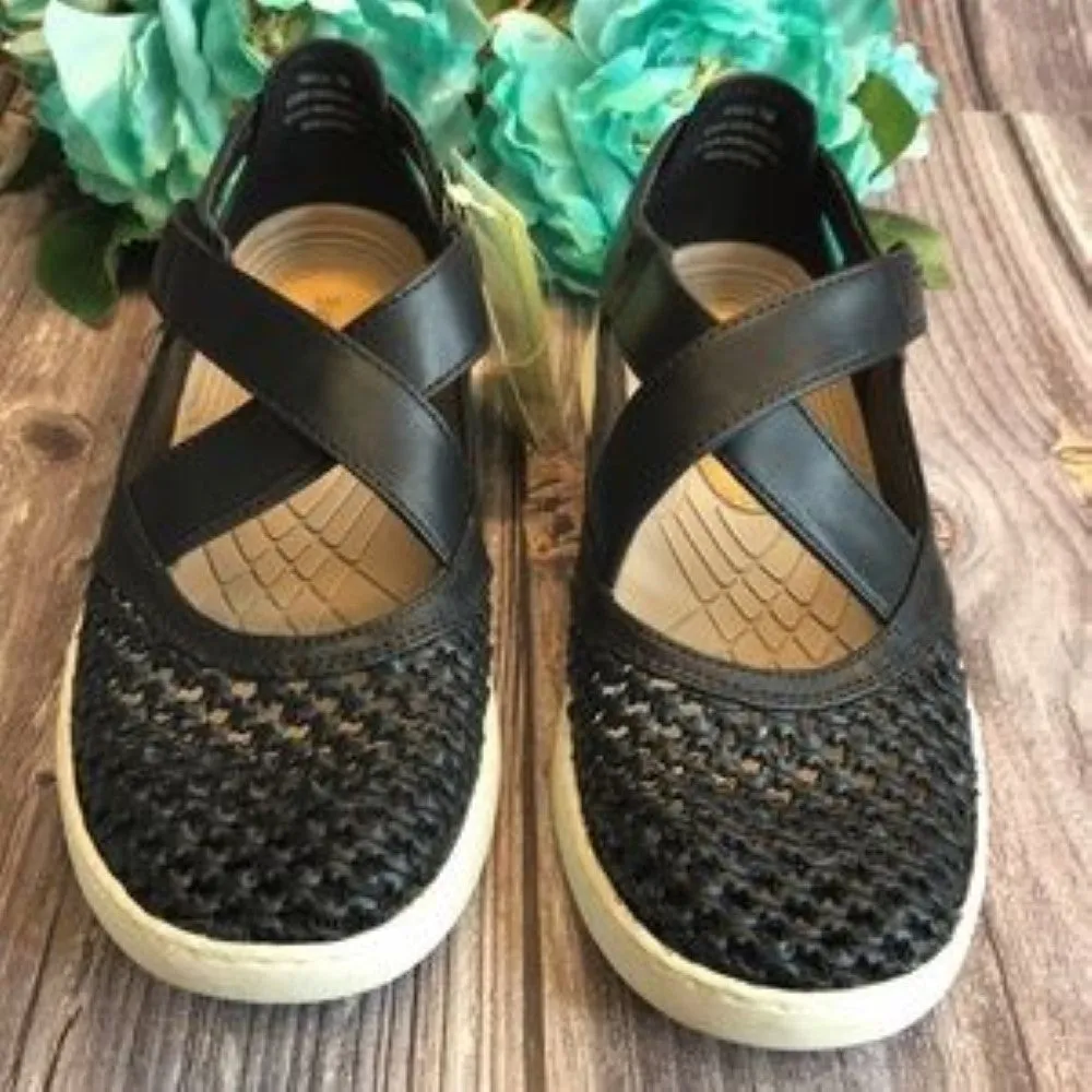 BARETRAPS Yesica Black Flats 7M