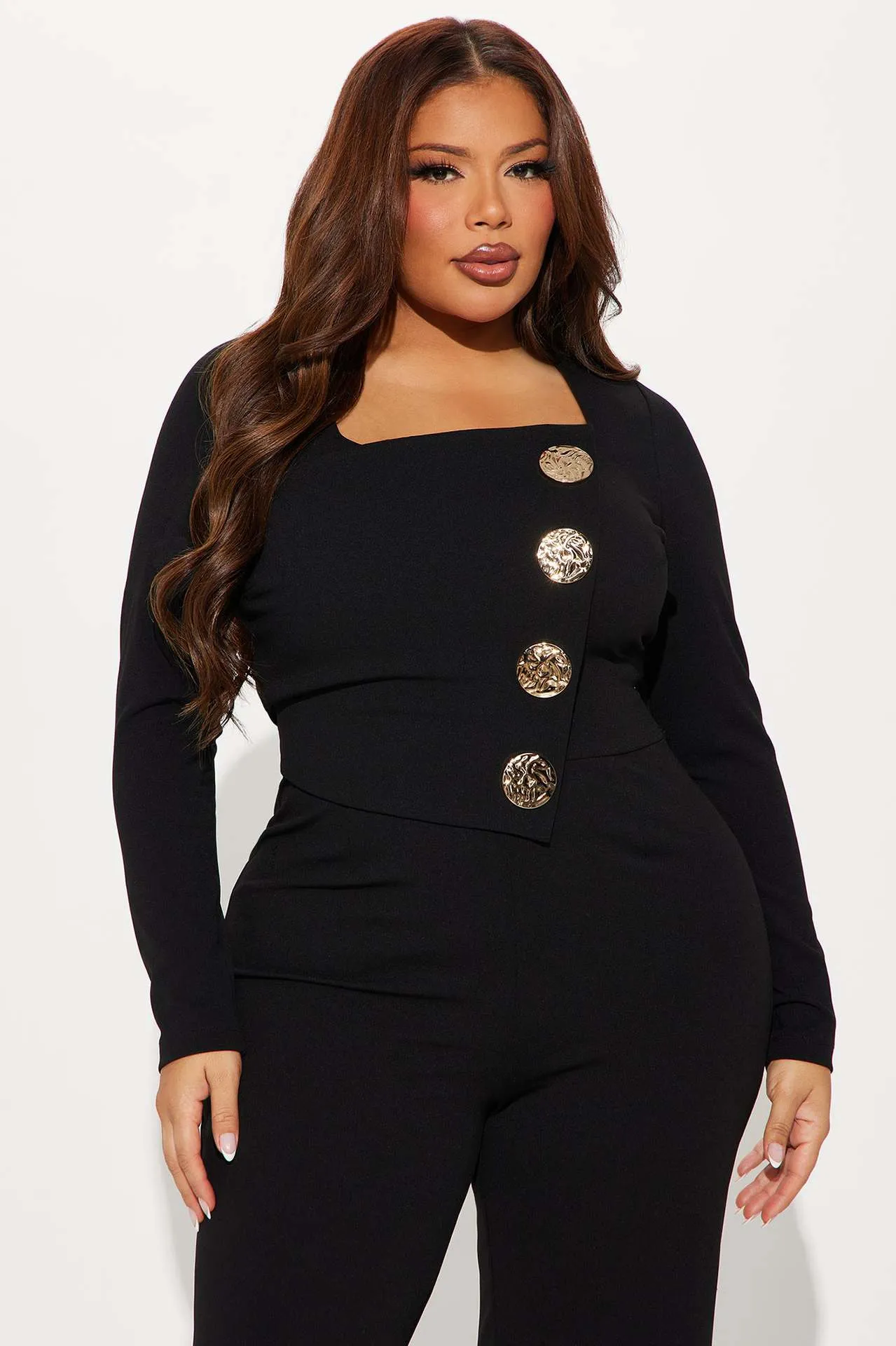 Chic Long-Sleeve Button-Front Tailored Jumpsuit with Square Neckline