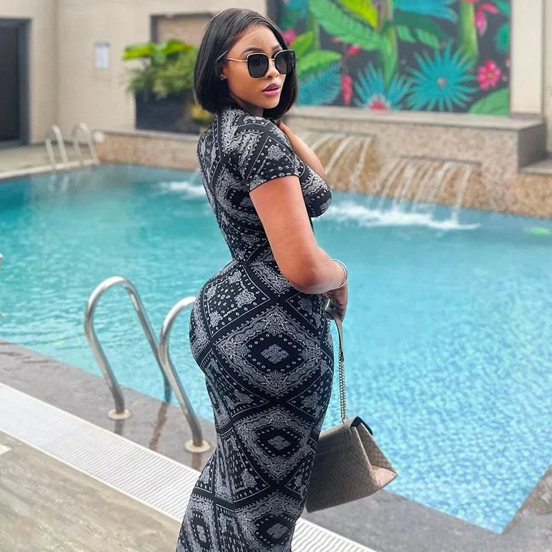 Chic Retro Printed Short-Sleeve Bodycon Maxi Dress for Effortless Elegance