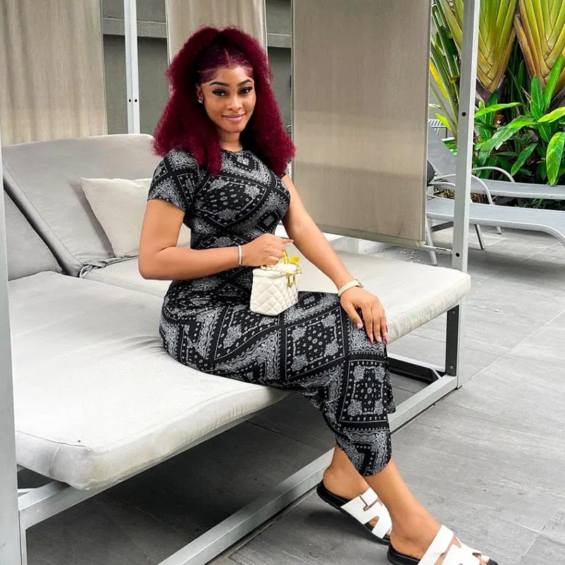 Chic Retro Printed Short-Sleeve Bodycon Maxi Dress for Effortless Elegance