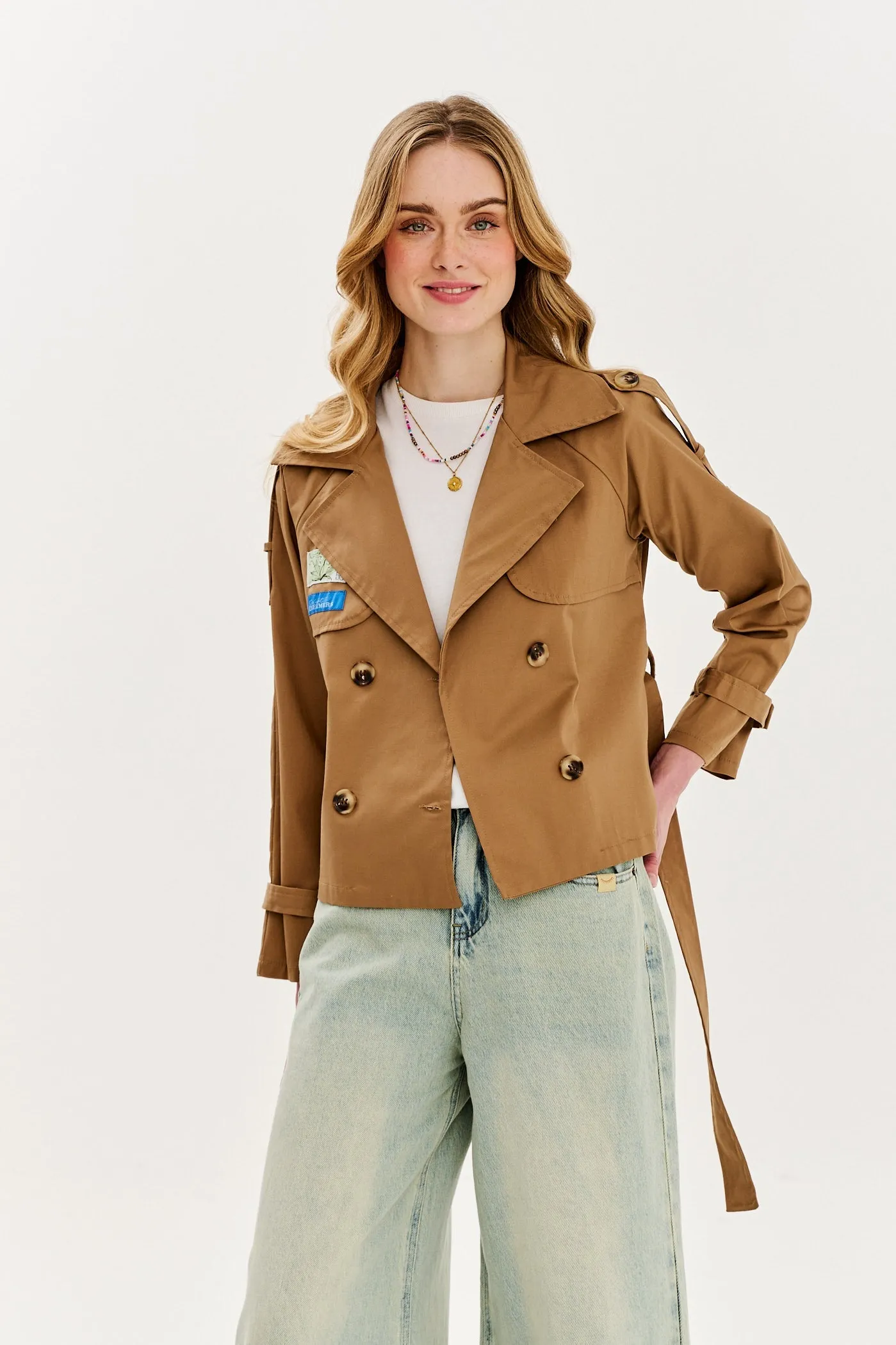 Classic Bloom short trench