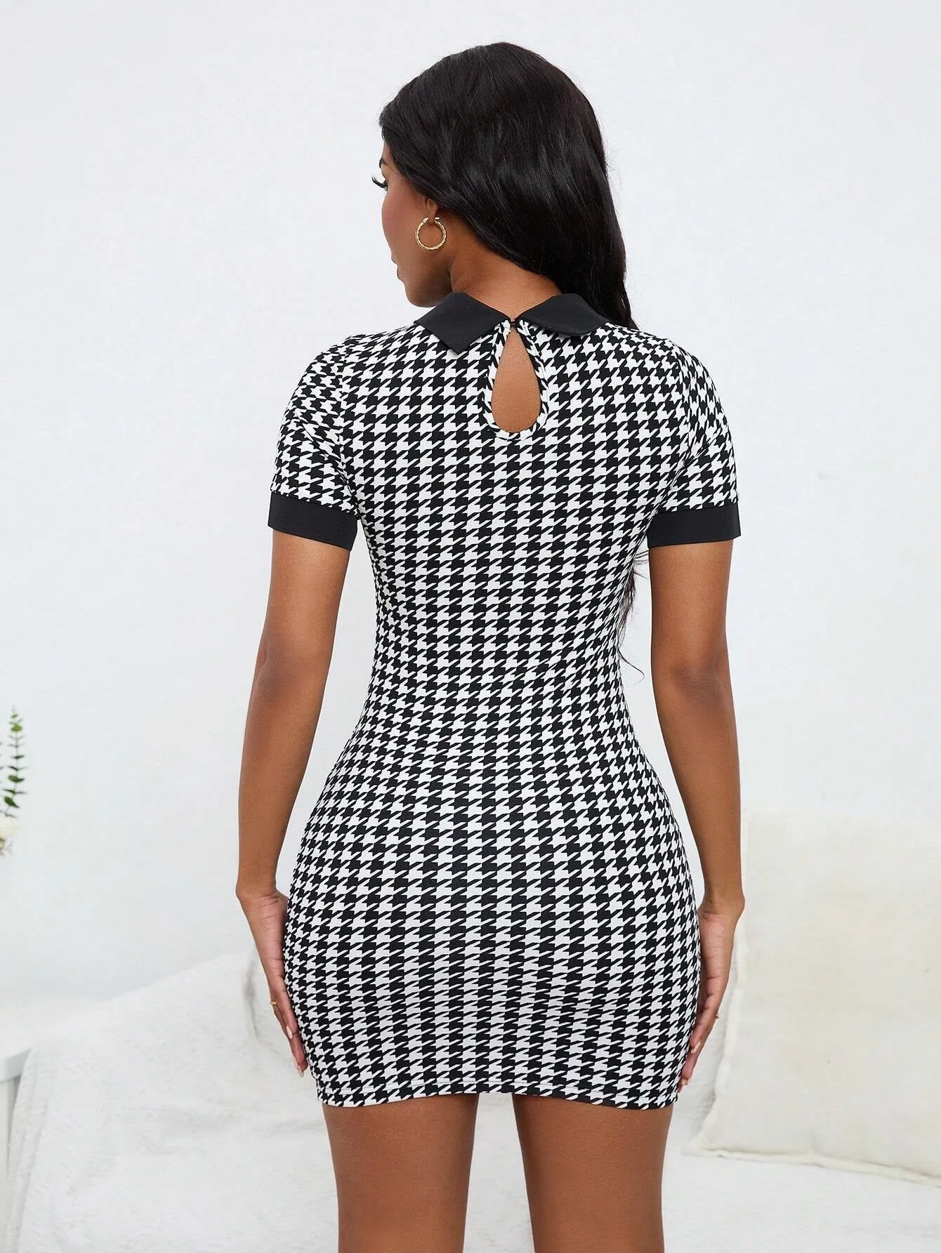 Classic Houndstooth Polo Collar Bodycon Mini Dress