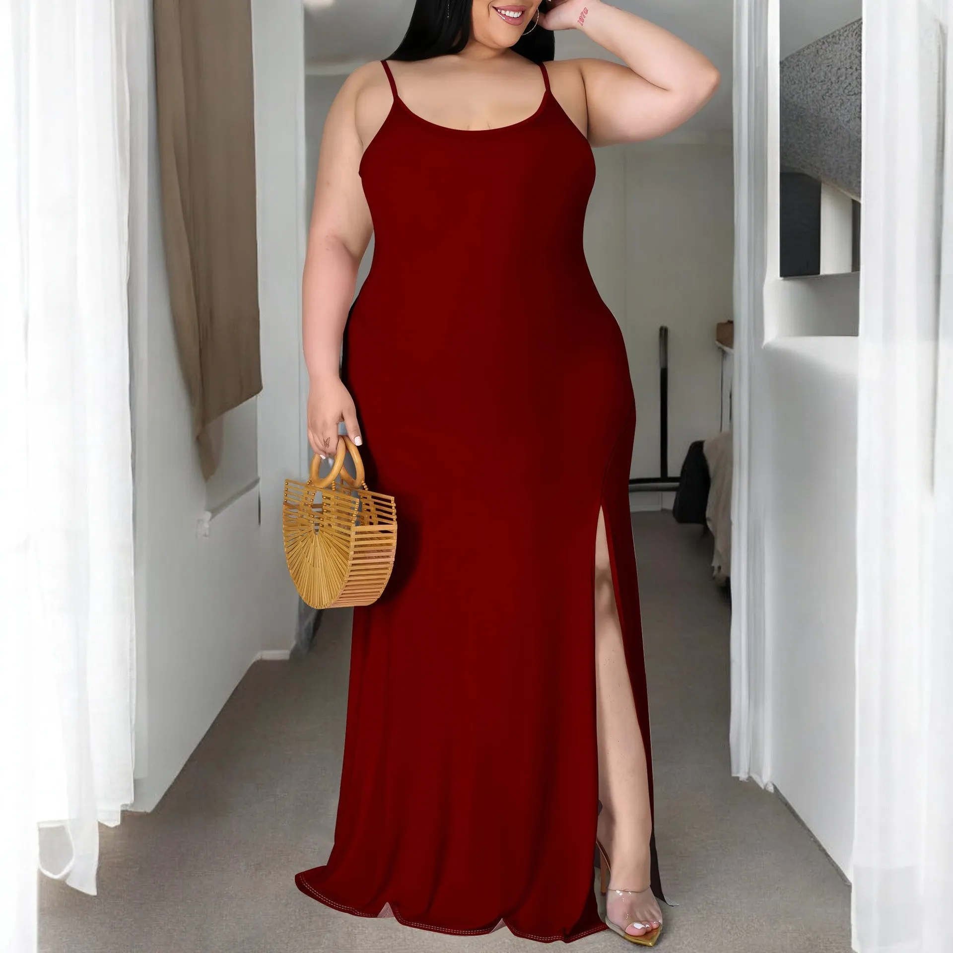 Elegant Plus Size Sleeveless Bodycon Maxi Dress with Side Slit