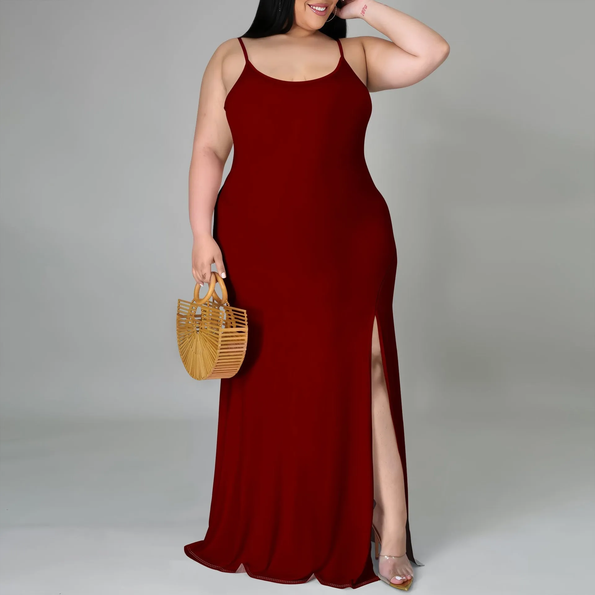 Elegant Plus Size Sleeveless Bodycon Maxi Dress with Side Slit