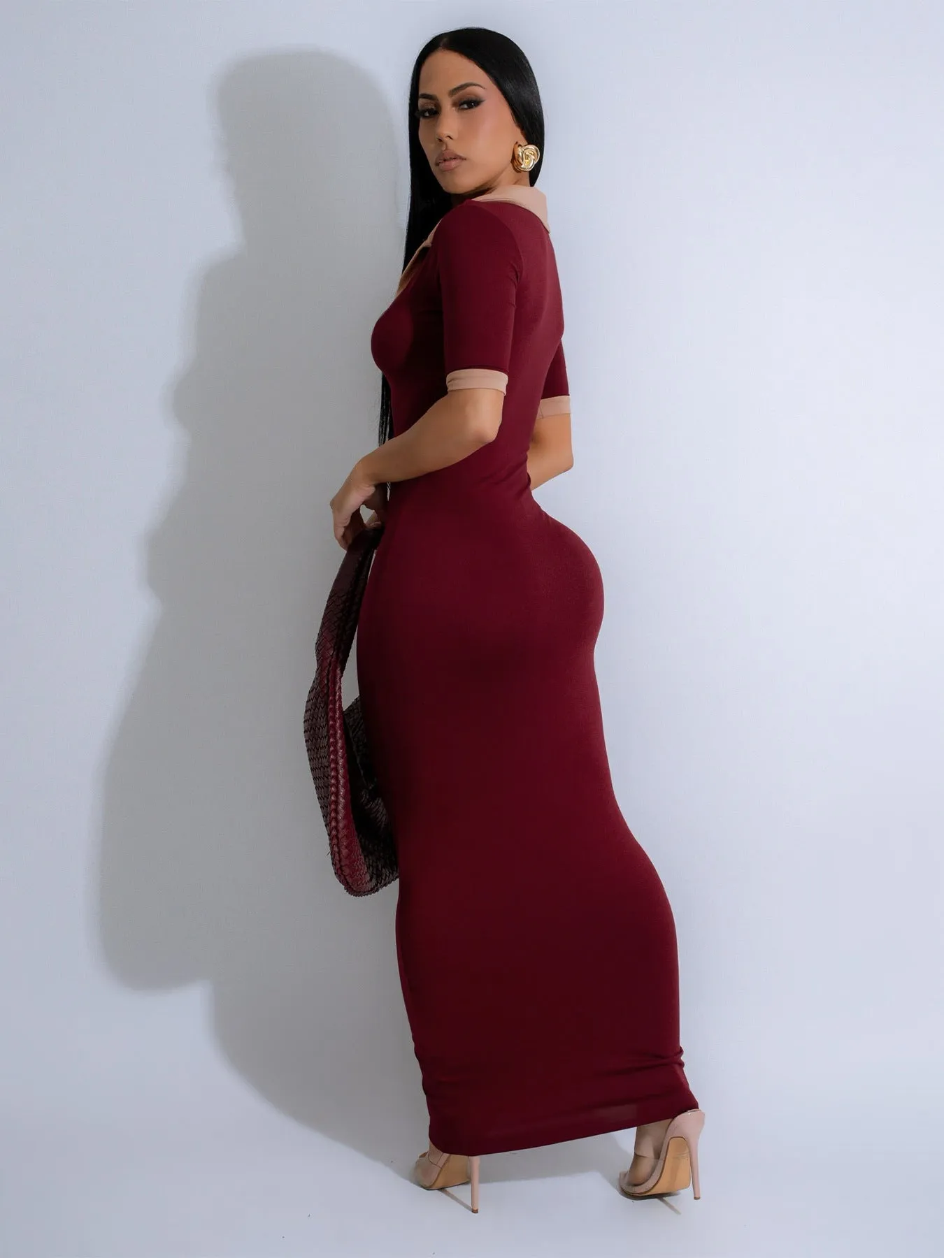 Elegant Two-Tone Collar Short Sleeve Bodycon Maxi Dress for Timeless Sophistication