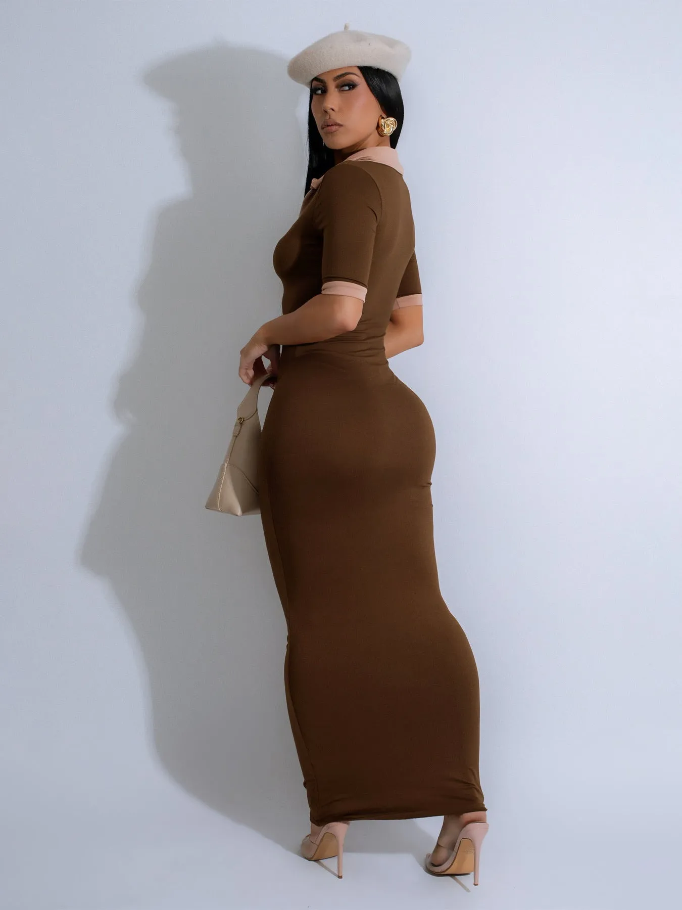 Elegant Two-Tone Collar Short Sleeve Bodycon Maxi Dress for Timeless Sophistication