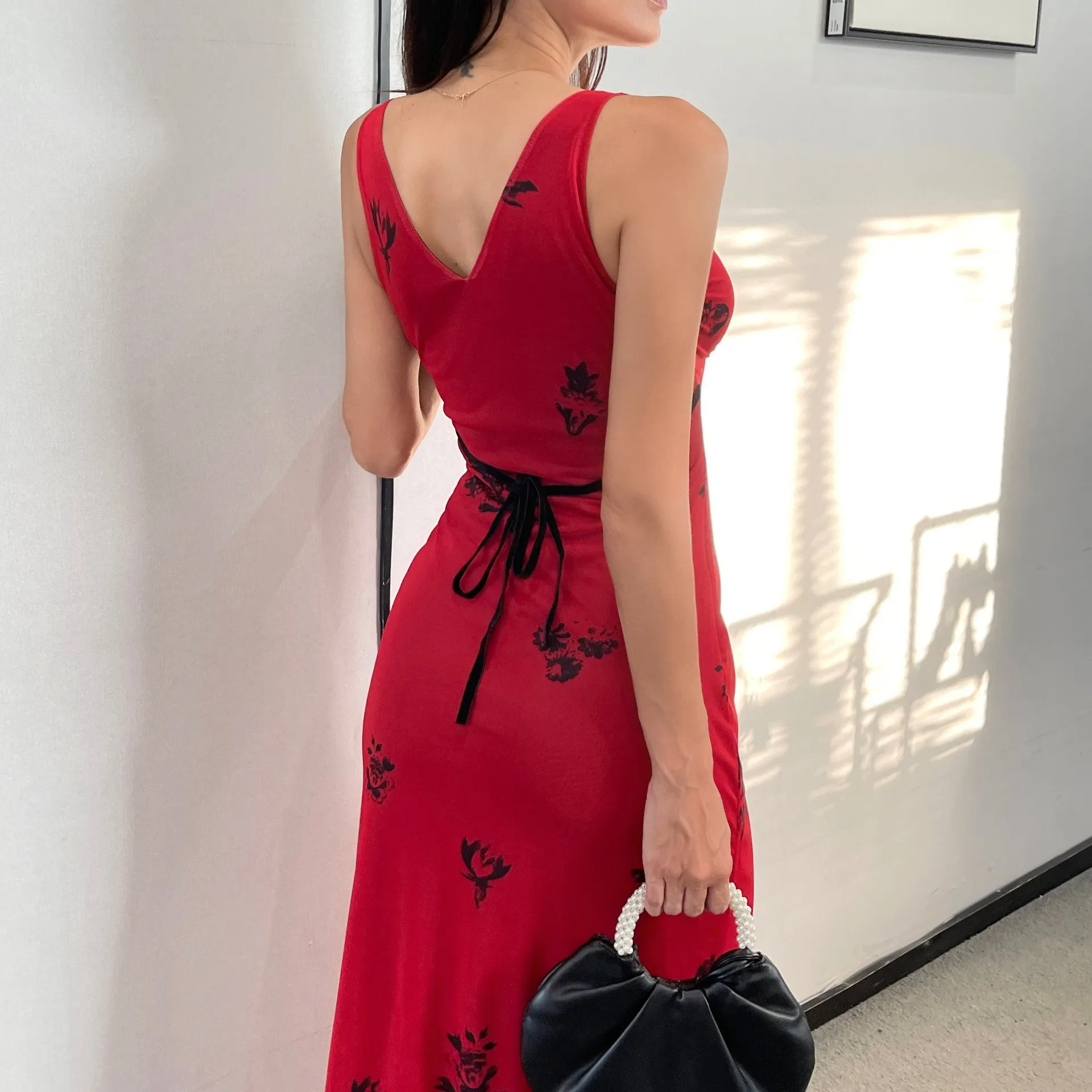 Elegant V-Neck Floral Printed Sleeveless Maxi Dress