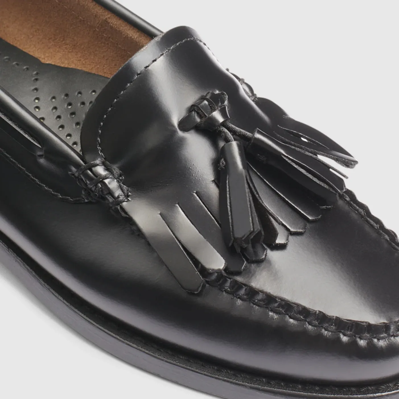 Esther Kiltie Tassel Weejuns Loafer in Black