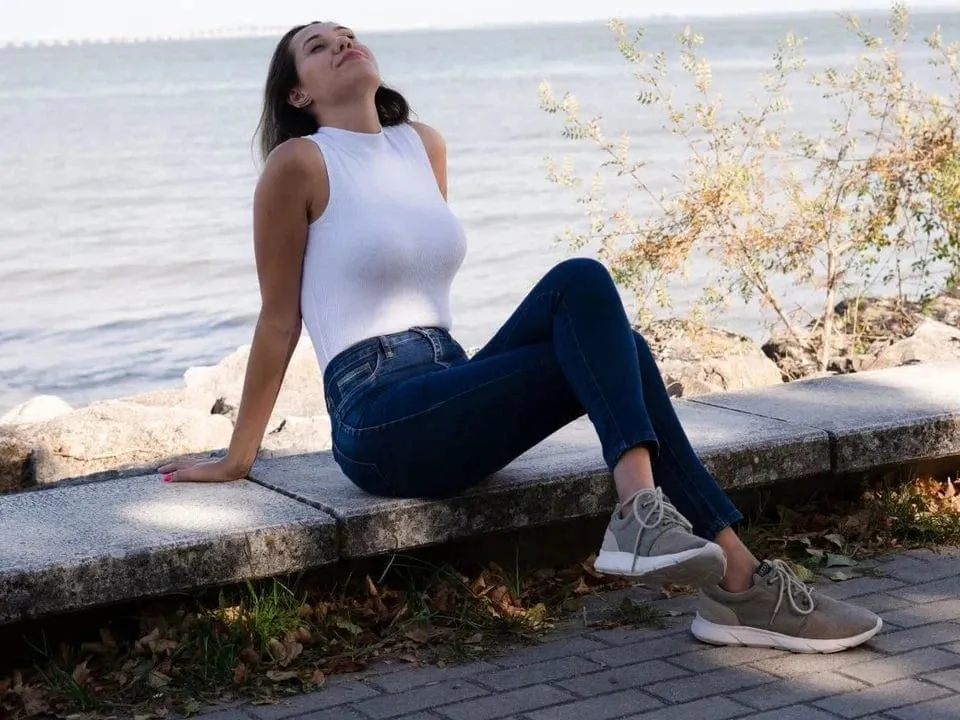 Explorer V2 Women's Vegan Hemp Sneakers | Beige & Green