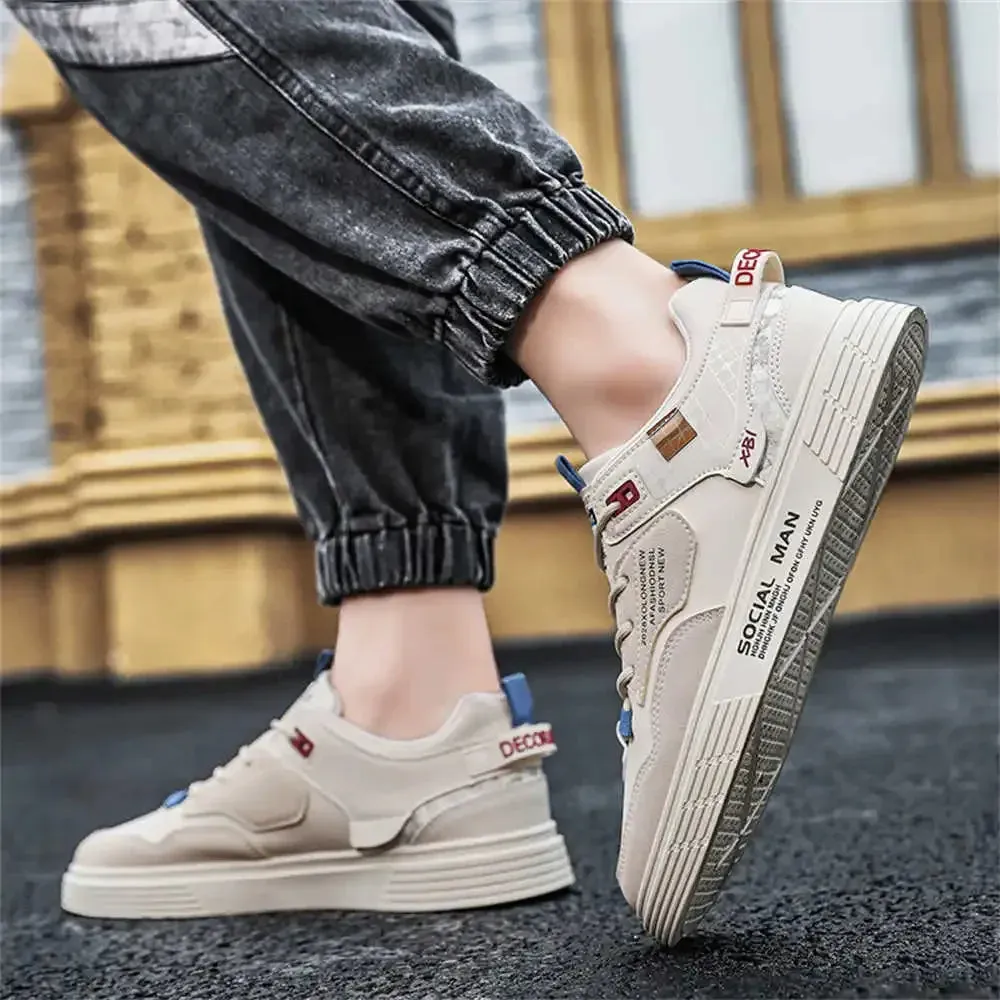 Flat-heeled Shoes