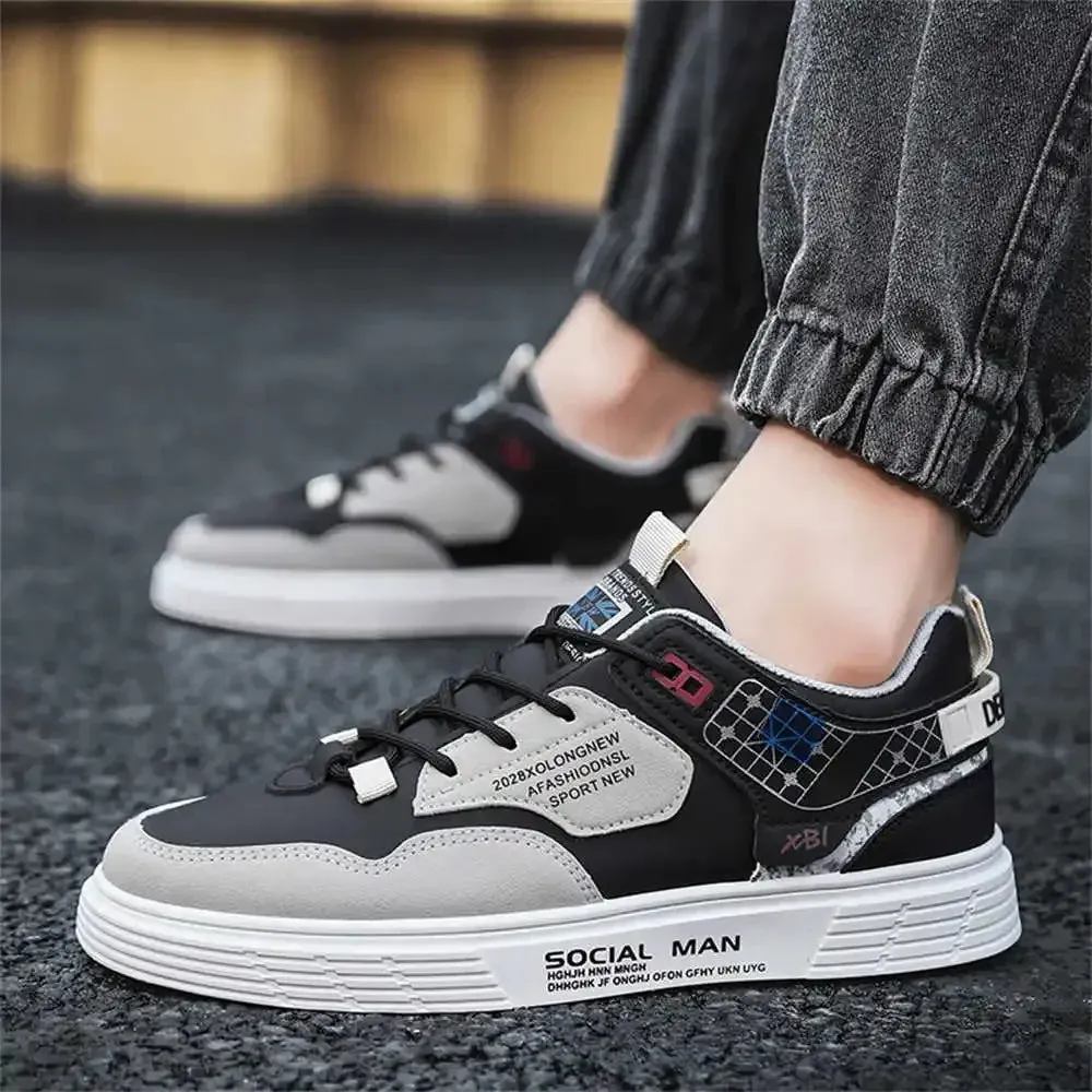 Flat-heeled Shoes