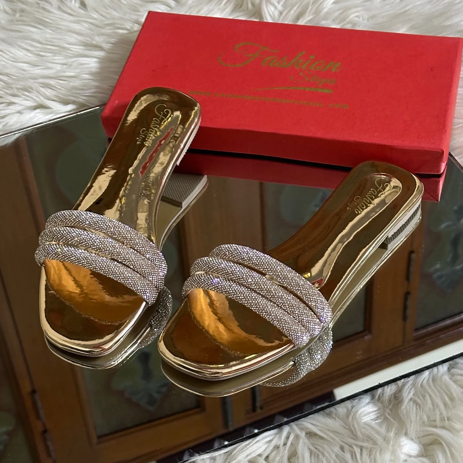 Flatitude Flats