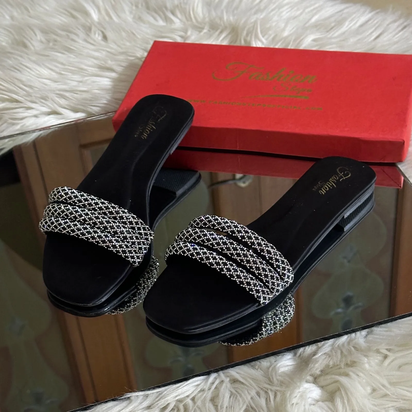 Flatitude Flats