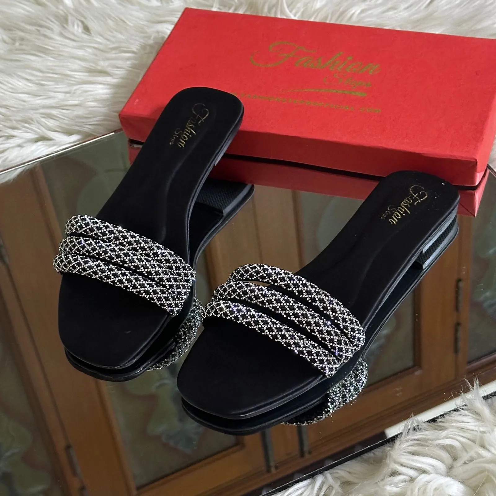 Flatitude Flats