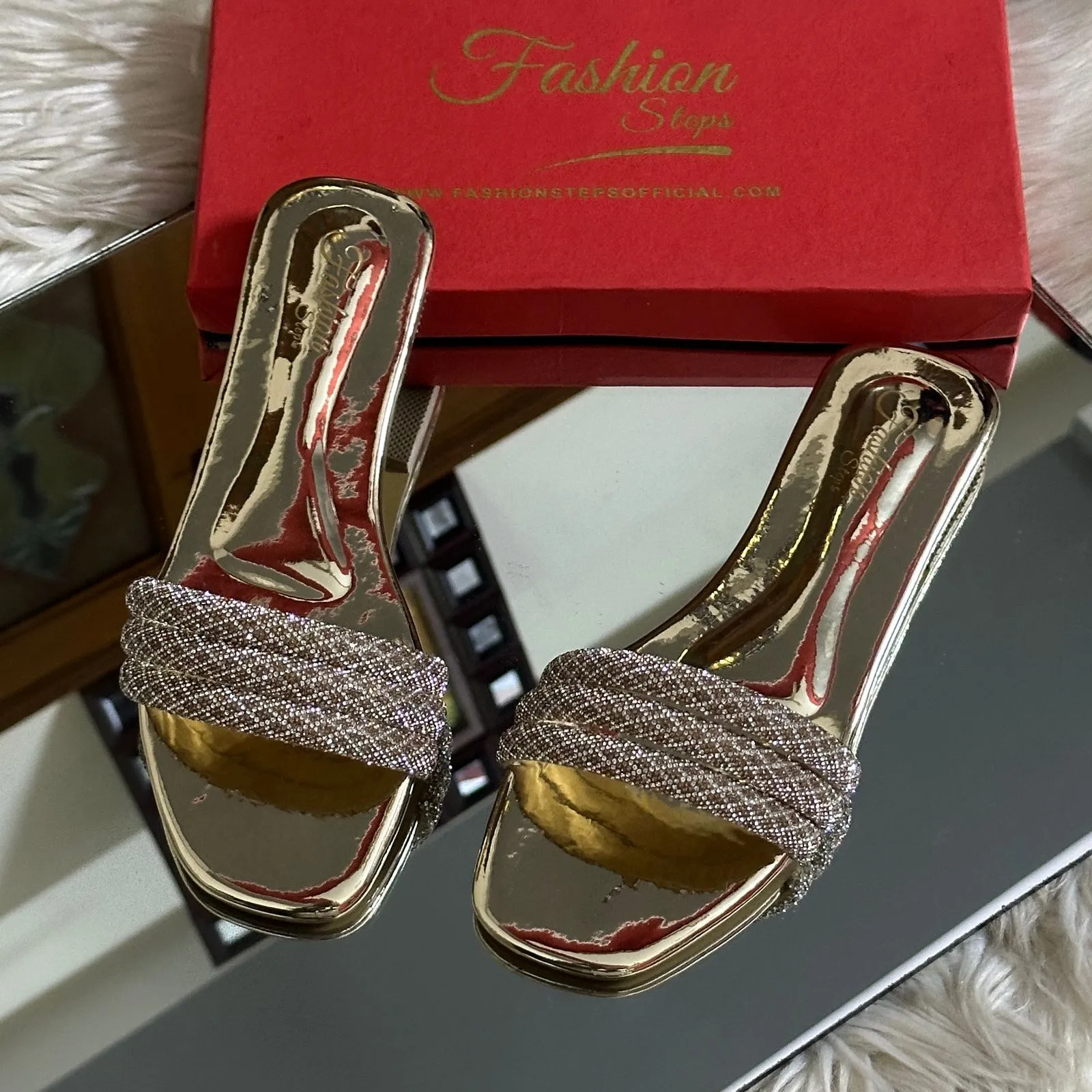 Flatitude Flats