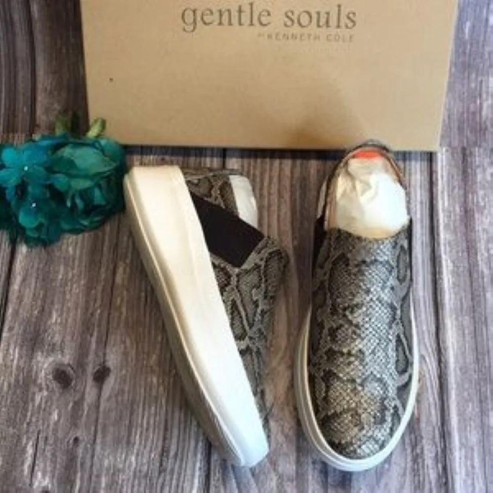 GENTLE SOULS Rosette Snakeskin Leather Slip-On Flats 6.5M