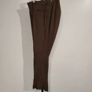 Le Cheval Brown Pleasure Jods Like New no Suede(27W, 30 1/2INS)