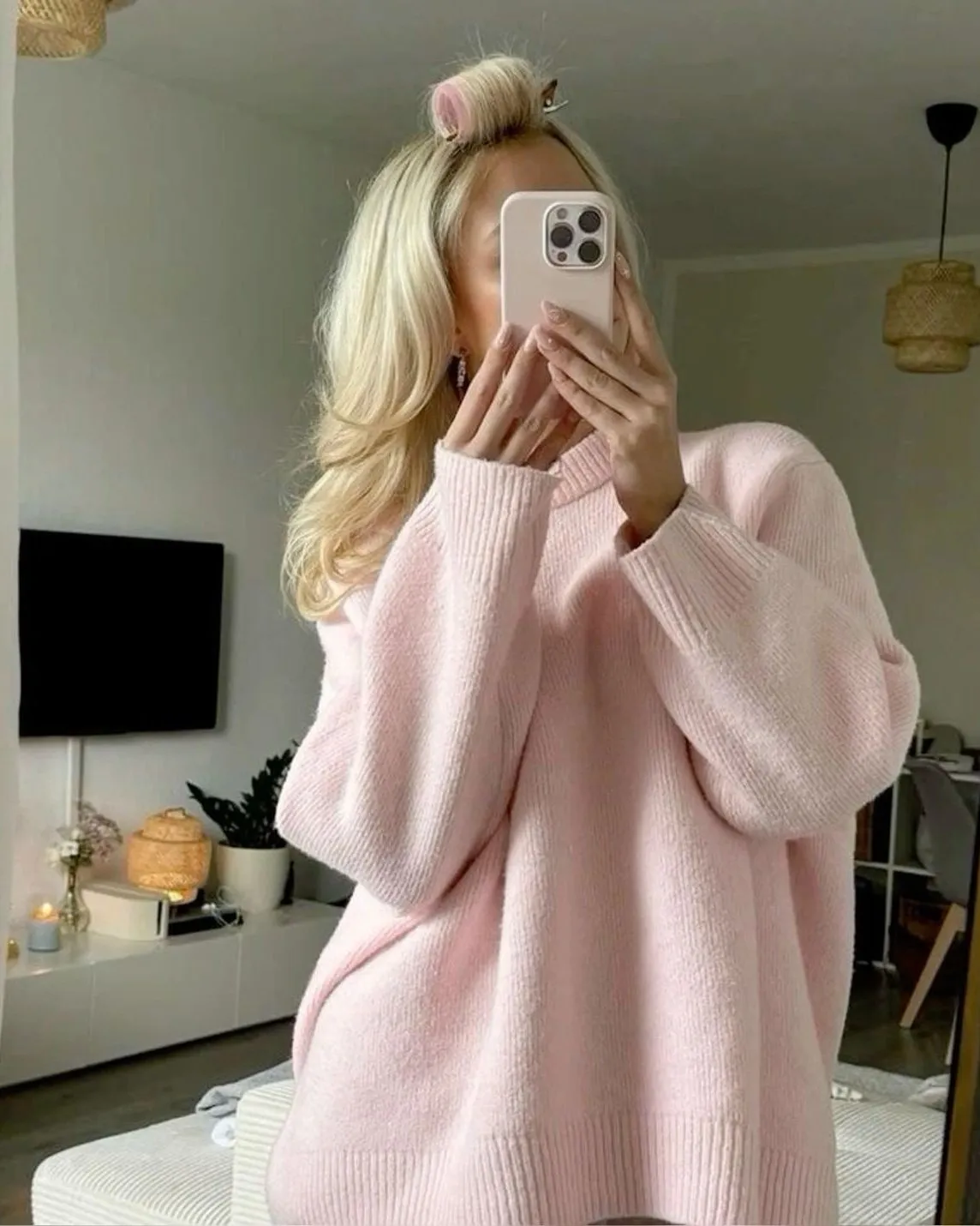 LIZ | OVERSIZED PINK SWEATER