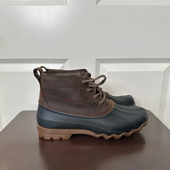 Men’s Sperry  Brewster Waterproof Low Duck Boot size 10