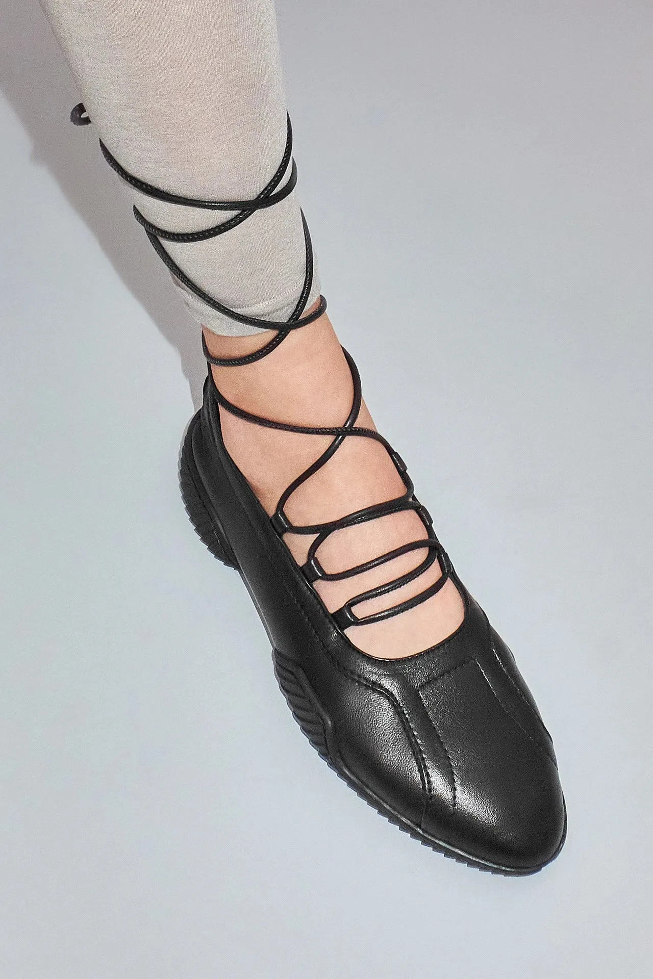MIISTA AVERIE BLACK LACE BROGUES