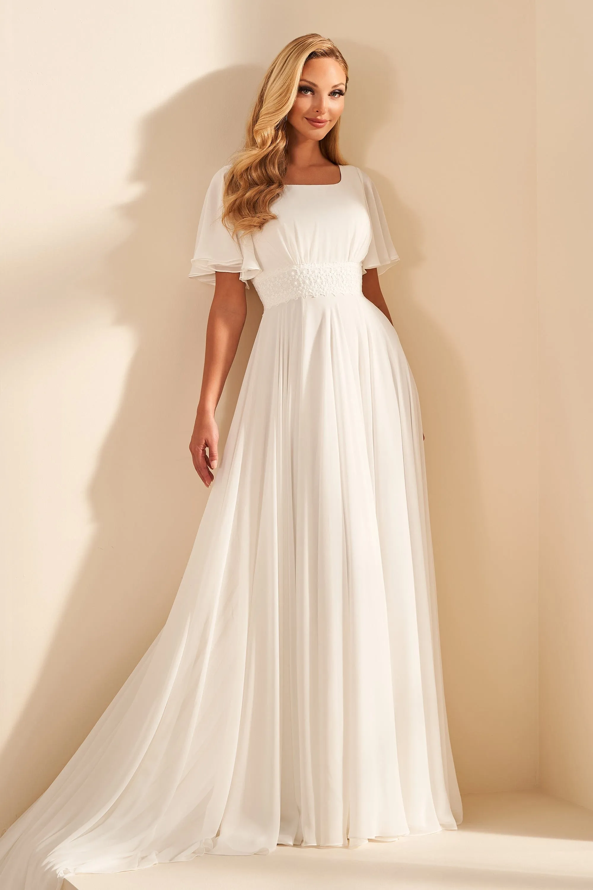 Modest by Mon Cheri: MOD1804