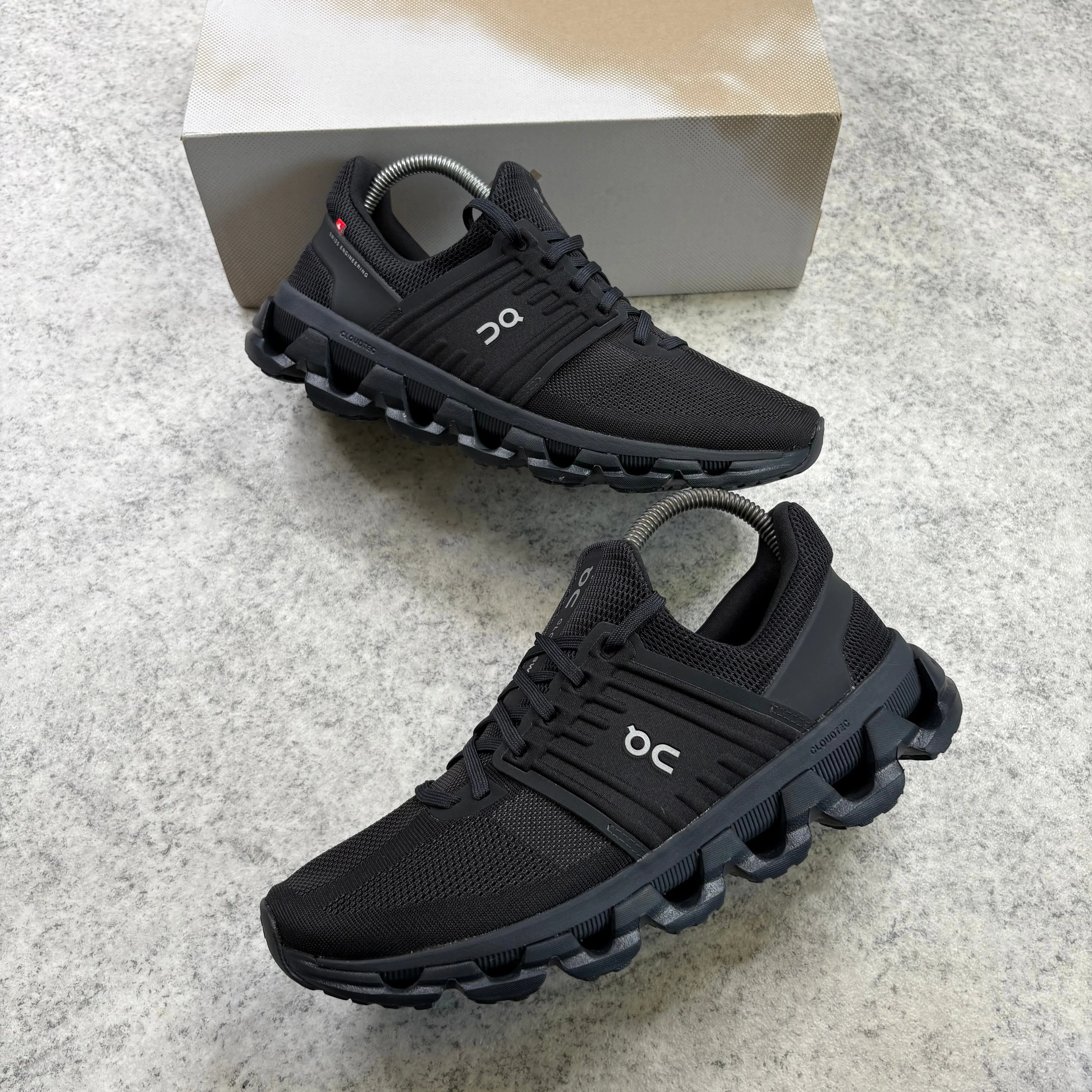 ON Cloudswift 3 - Black