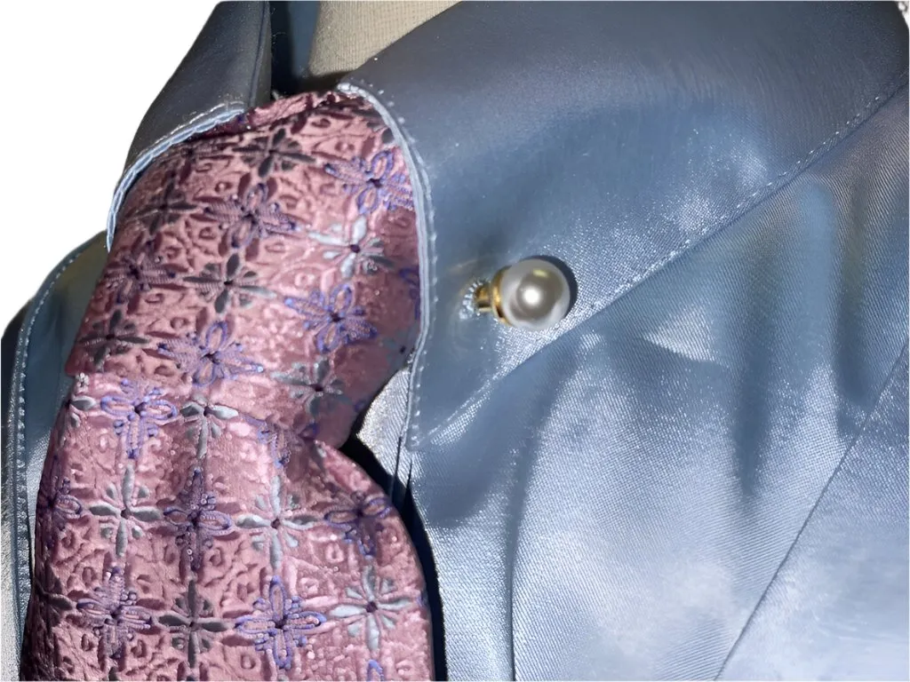Pearl Tie Bar