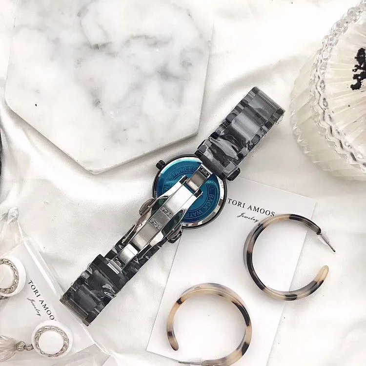 Plum-shaped Mirror Starry Dial Women's Watch