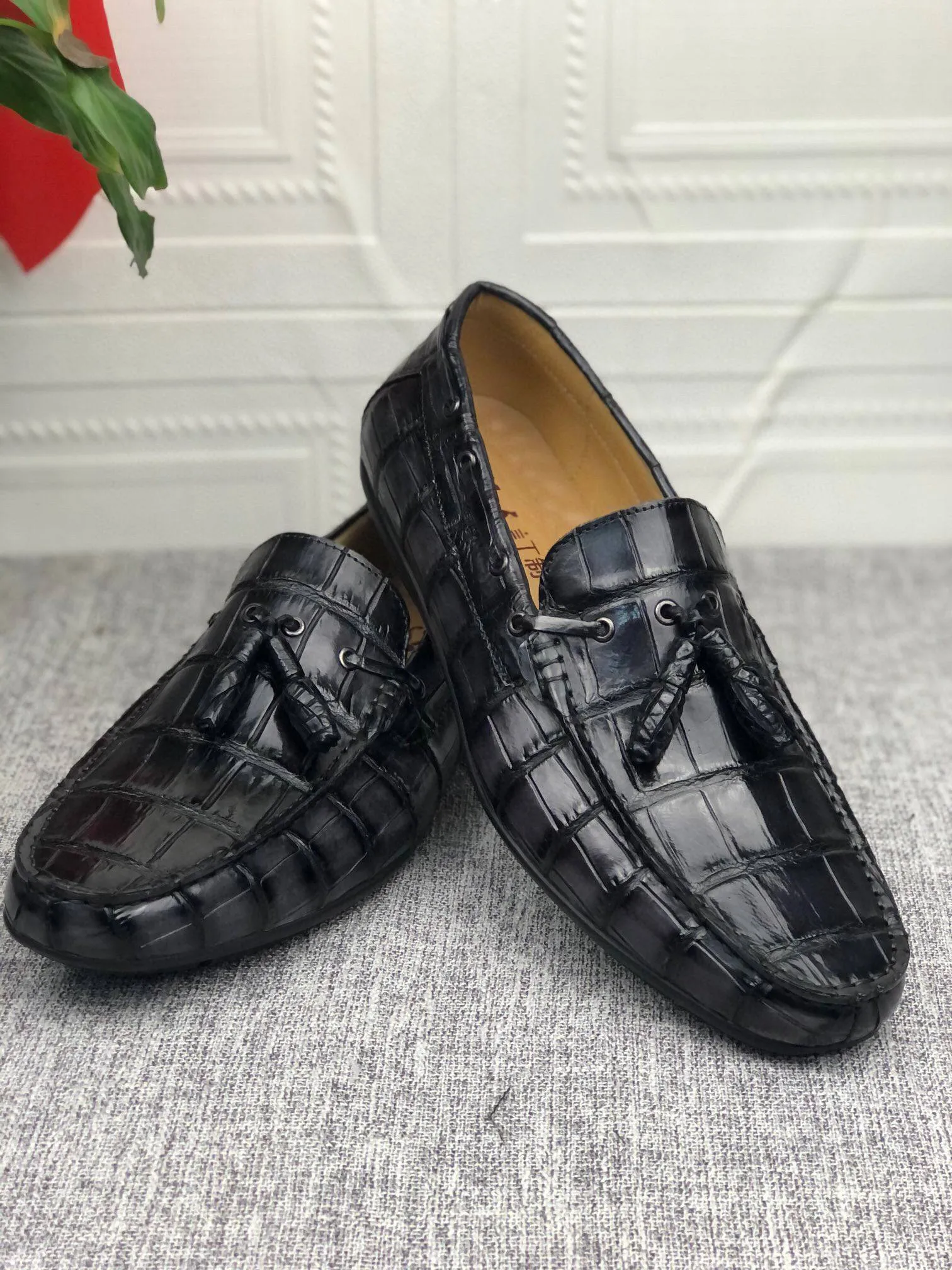 Preorder Crocodile  Leather Shoes Mens Slip-On Driving Loafer Shoes With Tassle Vintage Dark Grey