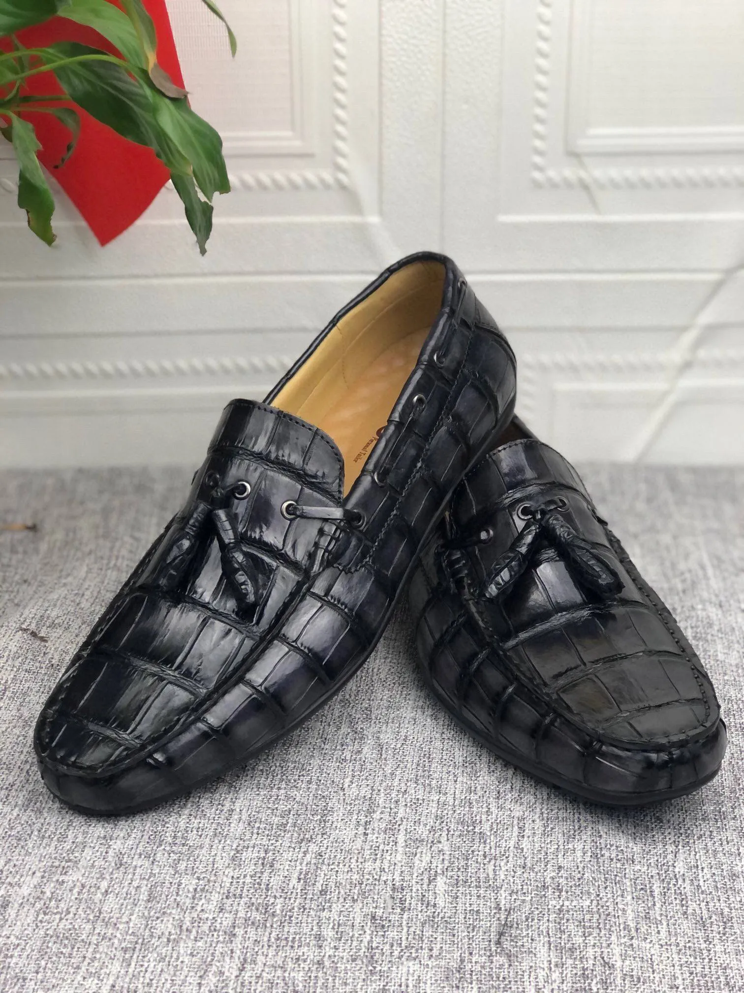 Preorder Crocodile  Leather Shoes Mens Slip-On Driving Loafer Shoes With Tassle Vintage Dark Grey