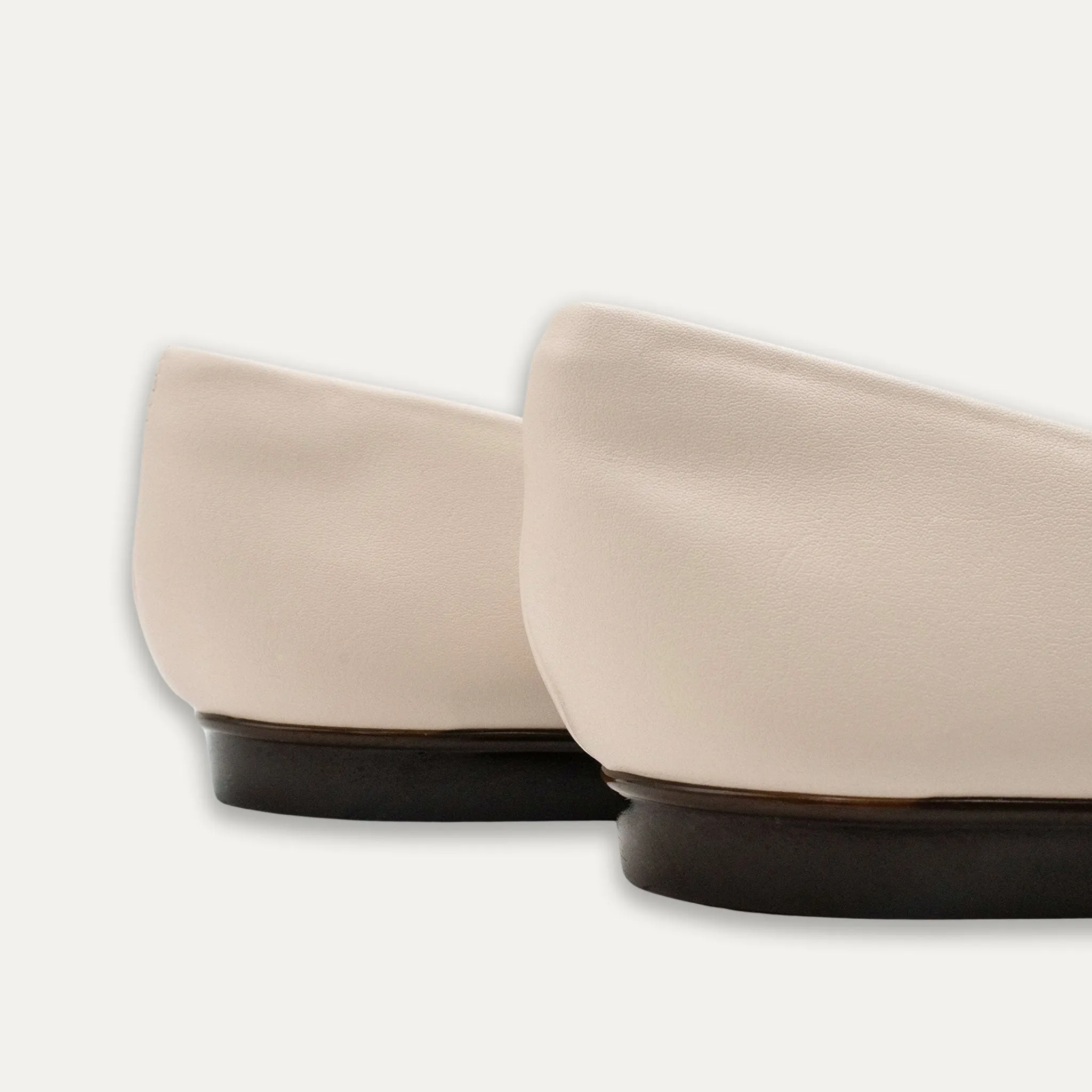 Reina Off White Ballet Flats