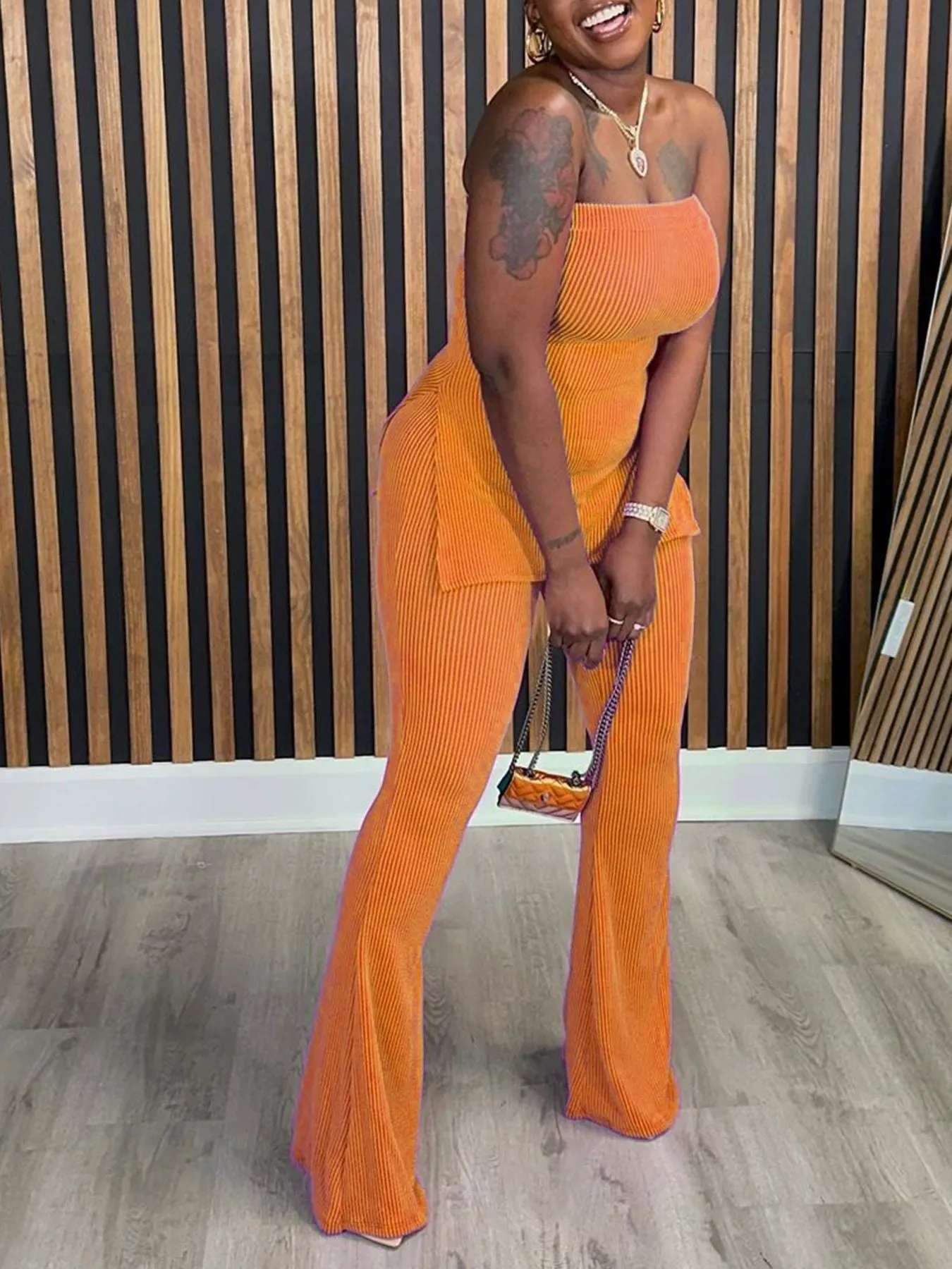 Sleek Strapless Two-Piece Pants Set with Modern Minimalist Appeal