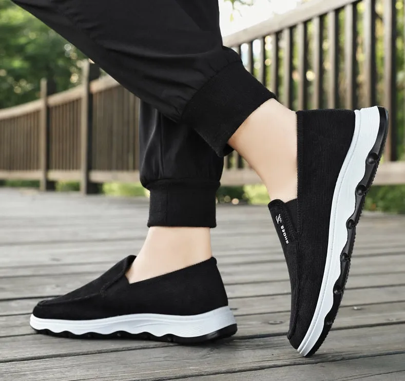 Stylish and Breathable Moccasins for Running and Everyday Wear