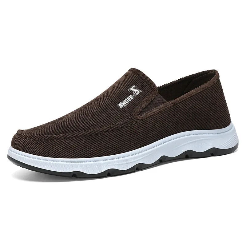 Stylish and Breathable Moccasins for Running and Everyday Wear