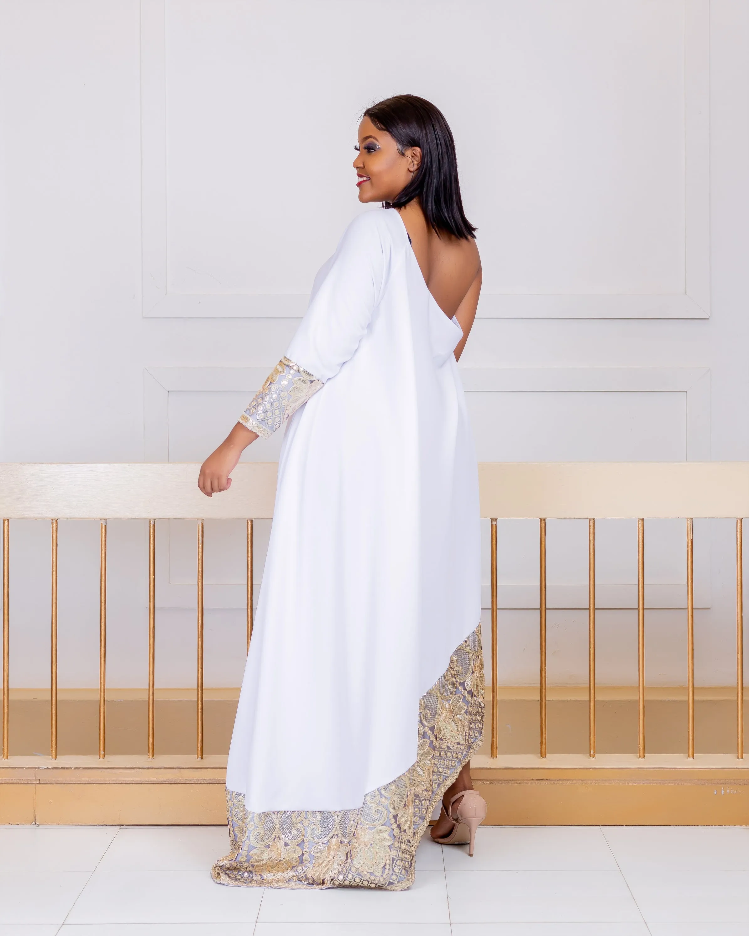 Titimet Arabic Dress - White