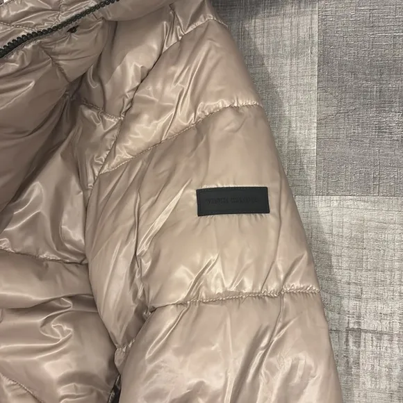vince camuto tan puffer hooded jacket NWT