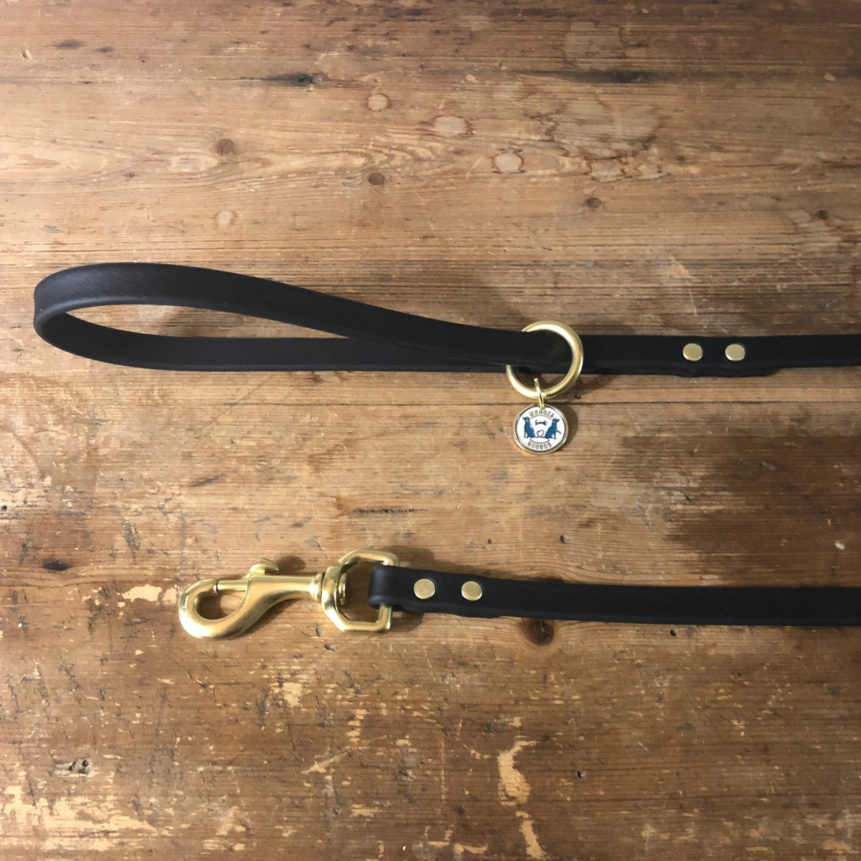 Waterproof Leash : Black   Brass