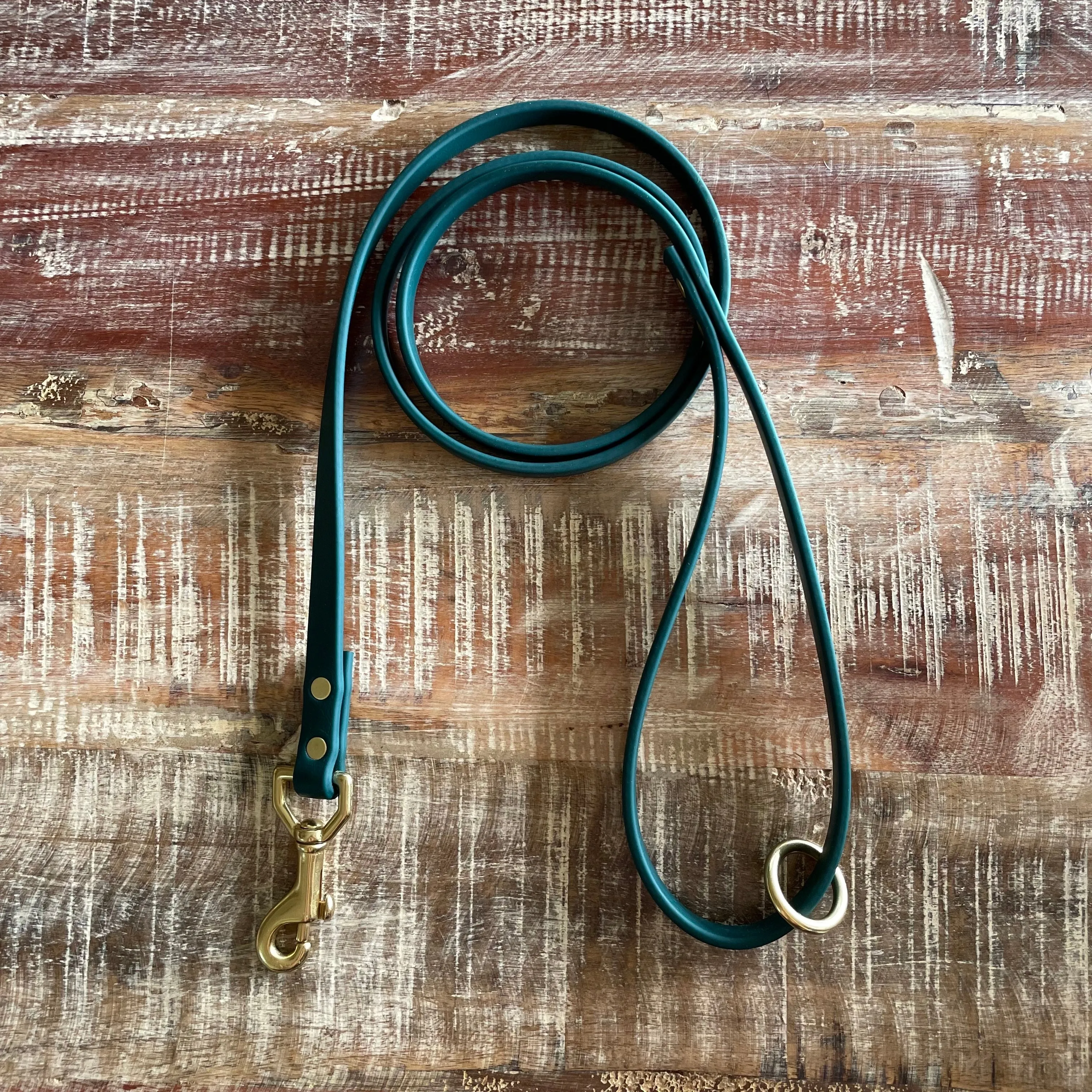 Waterproof Leash : Forest   Brass