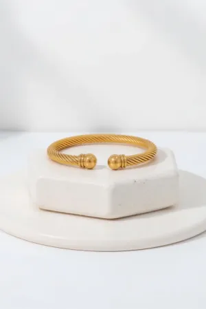 Waterproof Twisted Wire Bracelet
