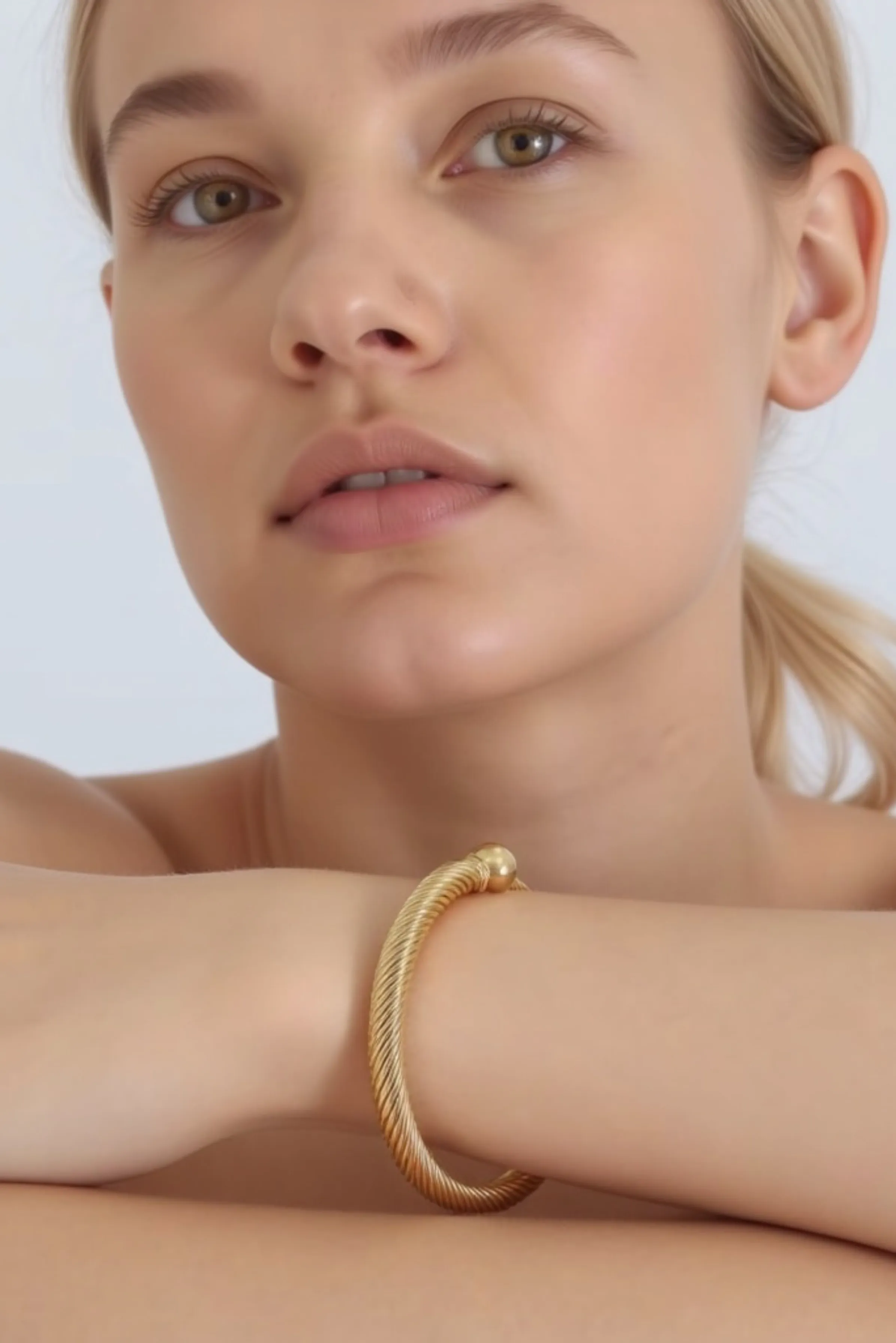 Waterproof Twisted Wire Bracelet