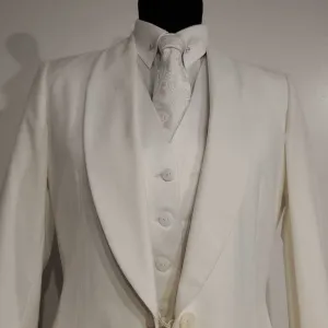 White/Cream Daycoat