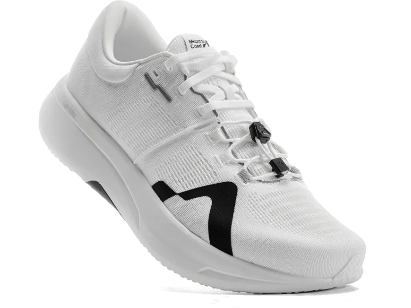 Women's Mount to Coast R1 - Durable Running Shoe